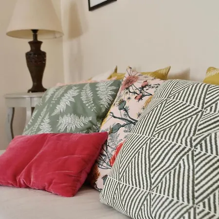 Kind Hearted Place * روذا